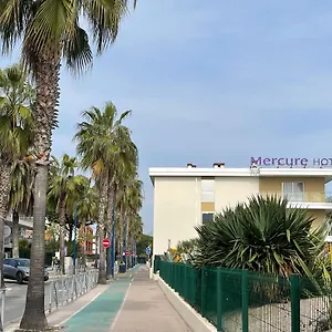 https://villeneuve-loubet-plage.fr-provencehotel.com