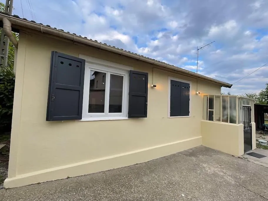 Maison Paisible, Elegante Aulnay-Sous-Bois Cdg Jo Holiday home